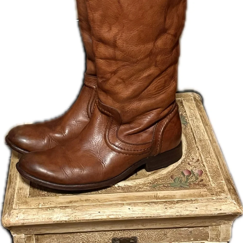 Frye Melissa Trapunto Beautiful Leather Boots Size 6 - Picture 7 of 9